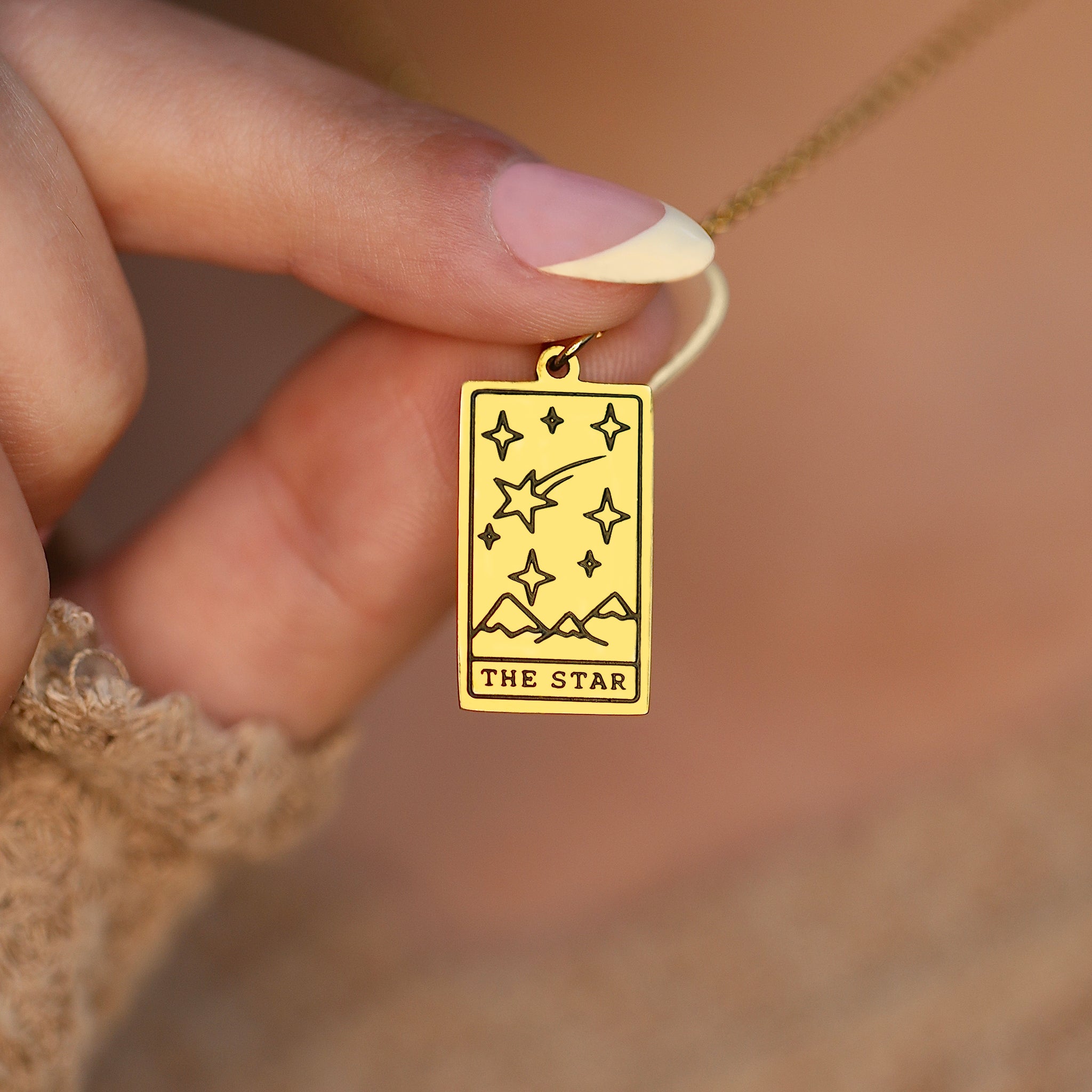 TheStarTarotCardNecklace Gold May2022 Studio LifestylePicture 1 1